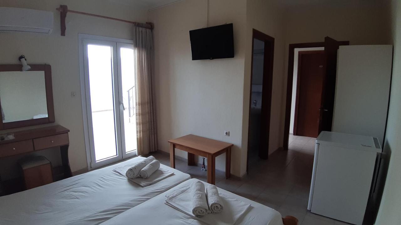 Aivaliotis House Hotel Skiathos Town Exterior photo