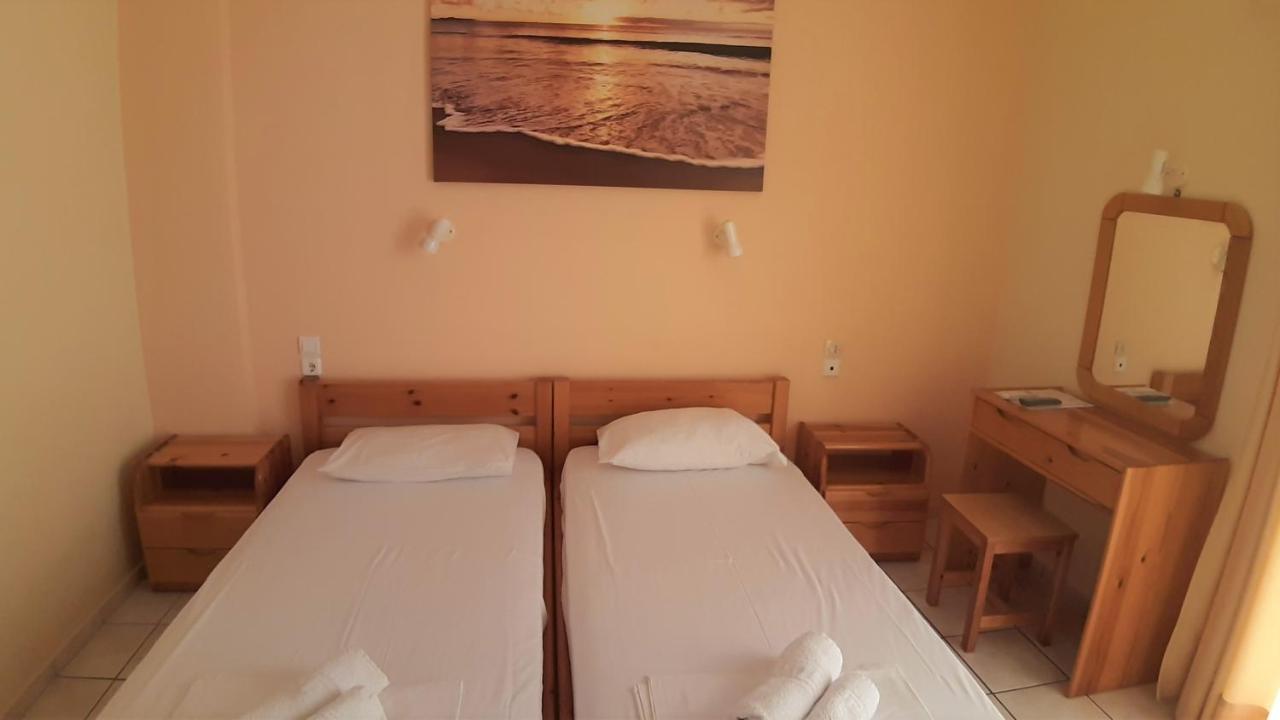 Aivaliotis House Hotel Skiathos Town Exterior photo
